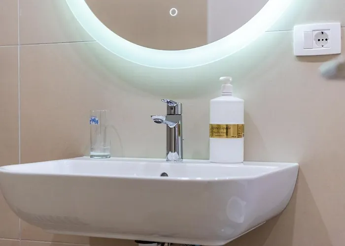 Golden Glow Coast Villa Dhërmi